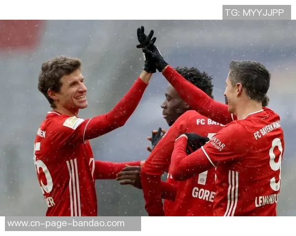 拜仁对阵弗赖堡海报发布迪亚斯卡尔贝斯特齐亮相剑指三分 拜仁对阵弗赖堡海报发布迪亚斯卡尔贝斯特齐亮相剑指三分